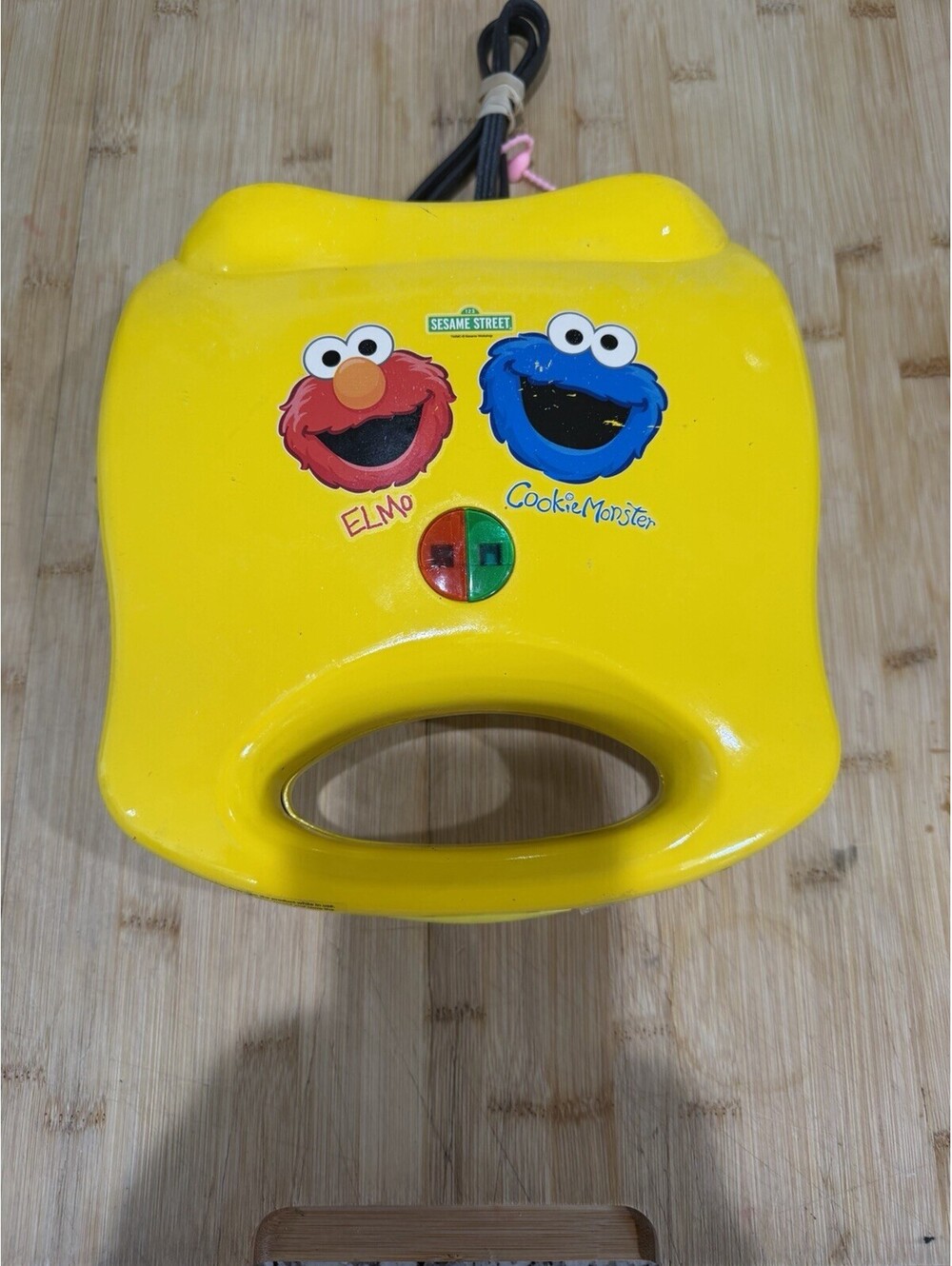 Rare Sesame Street Sandwich Maker - Yellow Elmo And Cookie Monster VTG